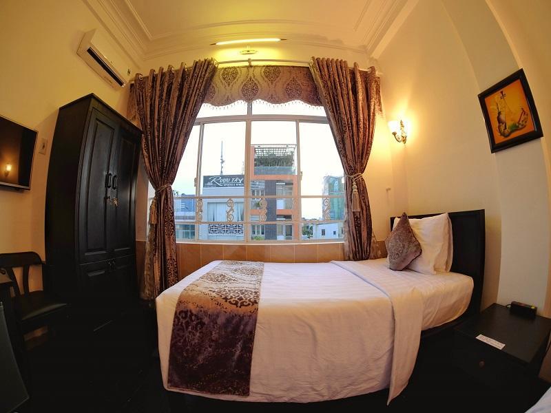 Evelyn Hotel Дананг Екстериор снимка