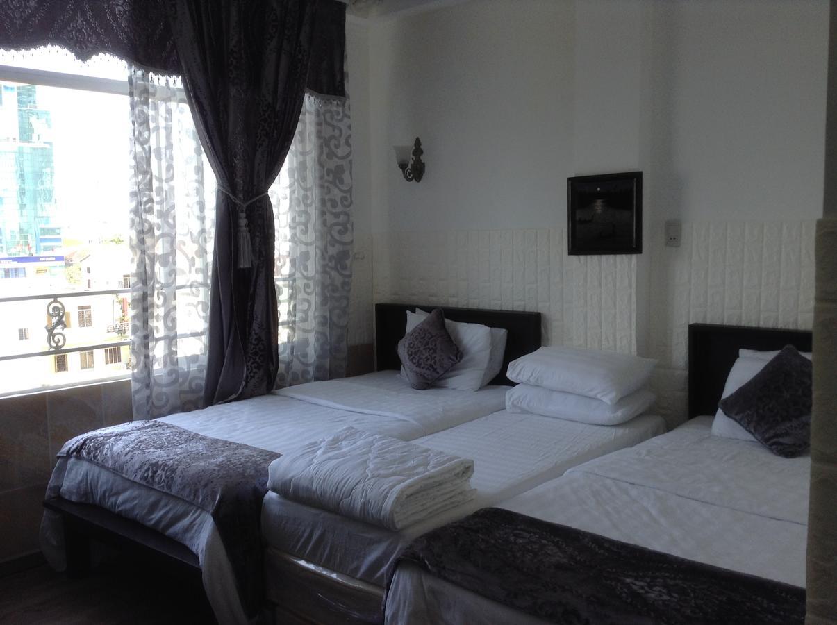 Evelyn Hotel Дананг Екстериор снимка